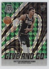 2023-24 Panini Mosaic Give and Go Green Mosaic Prizm Victor Wembanyama #12 09gj