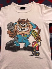 Camiseta De Colección Looney Toons Taz Mechanic Taz’s Garage AOP Estampado Completo Años 90 Niños L