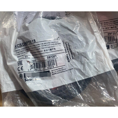 Neu Schneider XCS-DMP7015 XCSDMP7015 in Tasche Schnelle Lieferung