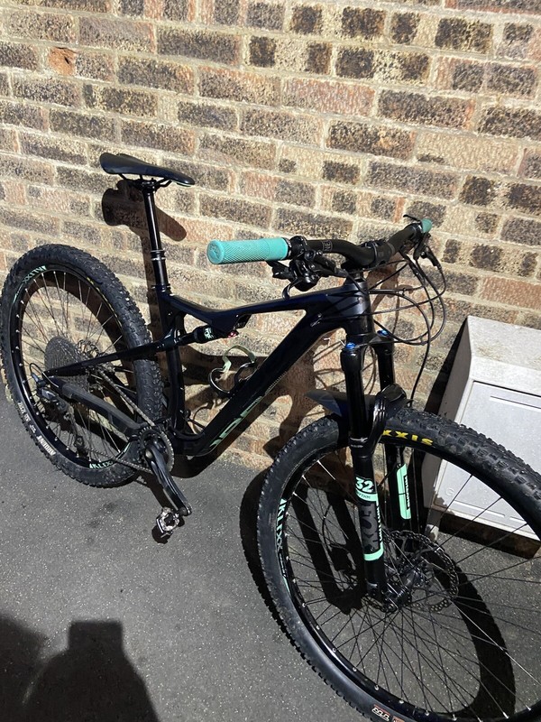 Orbea Oiz Mountain Bike 2021 Black/Ice Green (M)