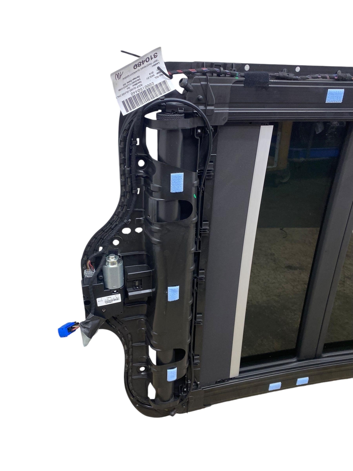 2017 - 2020 MASERATI LEVANTE M161 OEM PANORAMIC SUNROOF ASSEMBLY