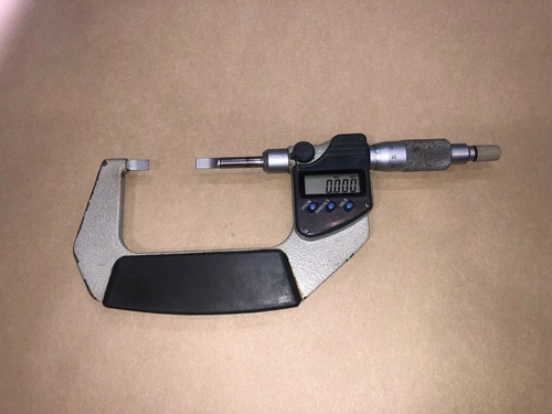 MITUTOYO DIGITAL BLADE MICROMETER 25-50MM 0.001MM NO. 422-231