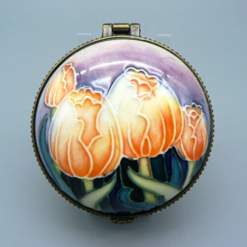OLD TUPTON WARE TULIPS PATTERN PILL TRINKET BOX HINGED TOP BOXED LEAFLET TW2108 - Picture 2 of 15