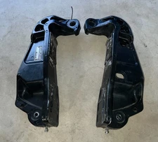 Suzuki 60-70 HP DF60 DF70 Clamp Bracket Assembly PN 41111-95E03- Fits 1998-2009