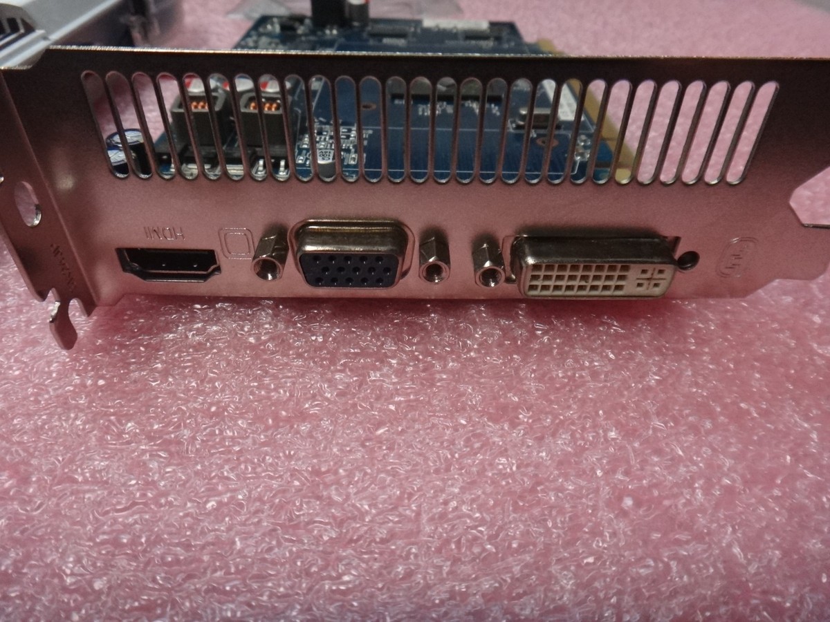r*3様 工場 グラフィックカード HIS HD 4670 (型番：H467QS1GH r*3様