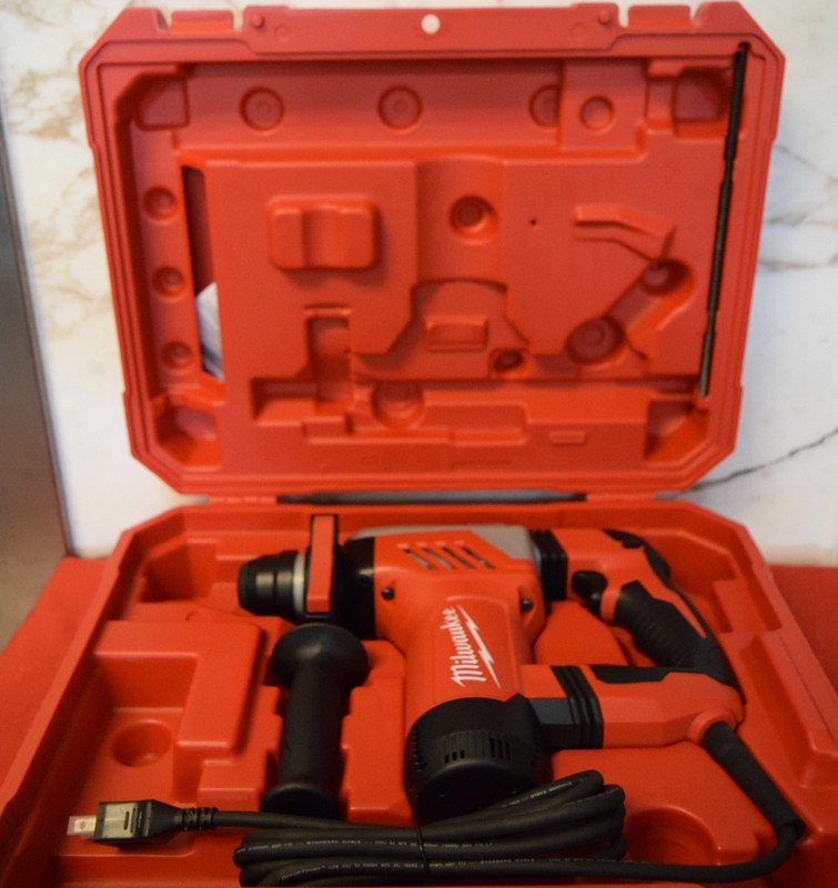 Milwaukee 5268-21 1-1/8" SDS Plus Rotary Hammer