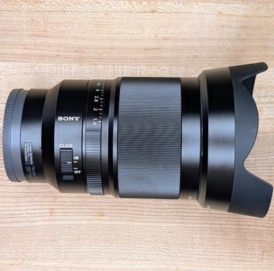 Sony Zeiss Distagon T* FE 35mm f/1.4 ZA Lens SEL35F14Z