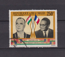 NIGER  .  PA  N °   173  .  250 F   PRESIDENT  POMPIDOU  OBLITERE   .  SUPERBE .