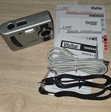 Vivitar ViviCam 3550 Digital Camera 1.3MP FOR PARTS / UNTESTED -Manuals & Cables