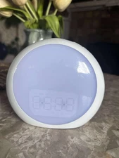 Smart Light Alarm Clock Digital Wake-Up Light Sunrise Simulation with FM Radio