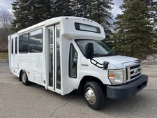 2013 Ford E350 Shuttle Church Bus Van, 14 Passengers , Handicap Wheelchair Lift