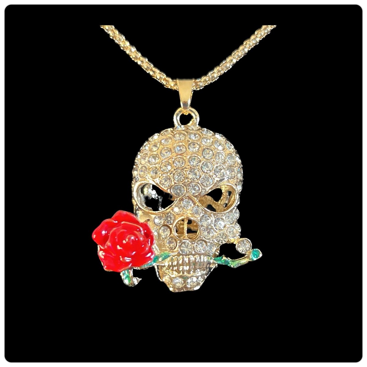 Skull 2” 3D - Betsey Johnson Necklace NWT Long Stem Rose In Teeth