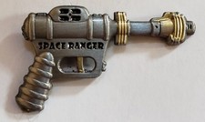 BUCK ROGERS SPACE RANGER RAY GUN LAPEL PIN