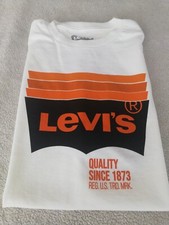 Levi's Strauss Medium White  Orange Logo T-shirt Short Sleeve New.