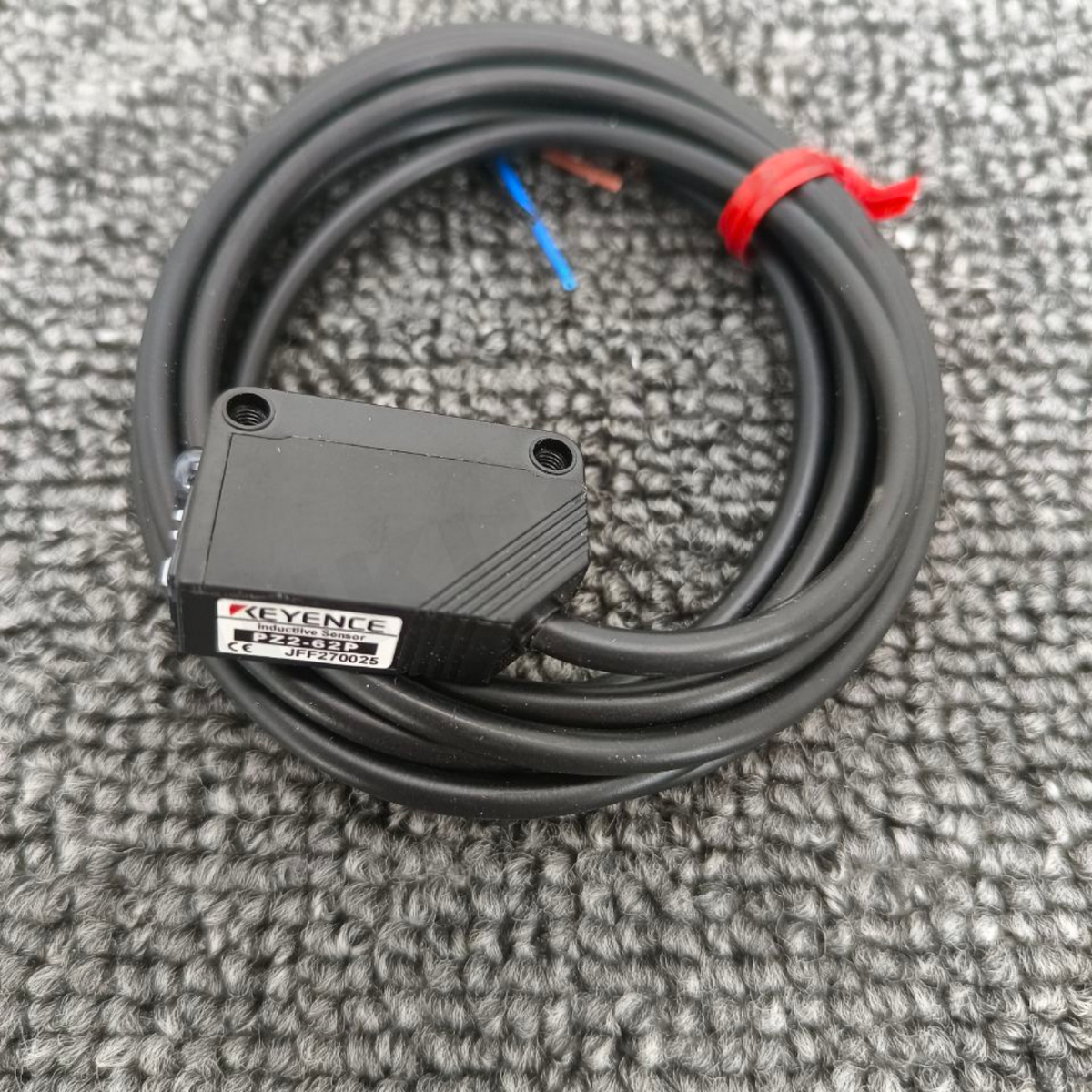 Sensore Keyence PZ2-62 (PZ262) Nuovo In Scatola: Ricambio Originale!