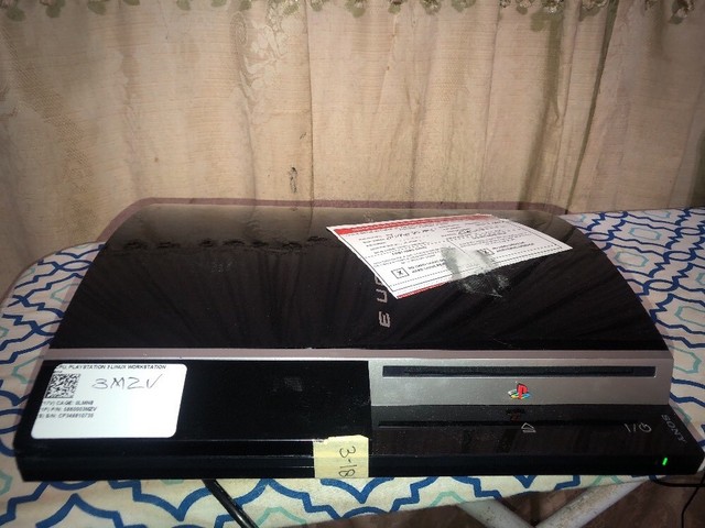 Sony Playstation 3 CECHP01 Console No Hard Drive Linux Workstation PLS READ