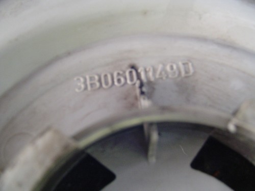 TWO 1998-2001 VOLKSWAGEN PASSAT WHEEL CENTER CAPS HUB CAPS SILVER OEM 3B0601149D - Picture 8 of 9