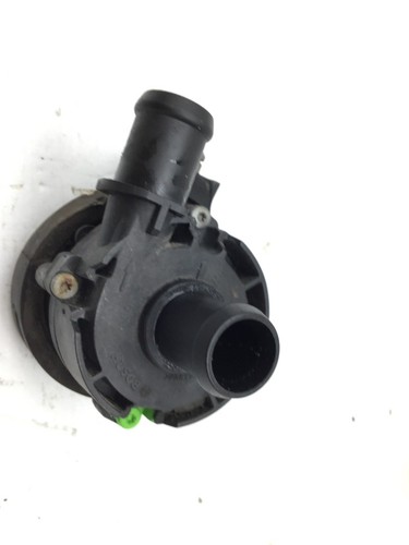 VW Polo V 6R 6C Zusatzwasserpumpe 5C0965567 5C0965561  Umwälzpumpe 1.4.TDI
