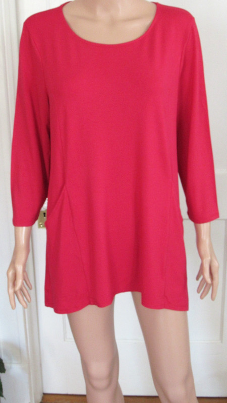 Chicos Red Scoop Neck 3/4 Sleeve 2 Pocket Pullover Top Size 2