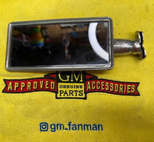 VINTAGE OUTSIDE CAR OR TRUCK MIRROR