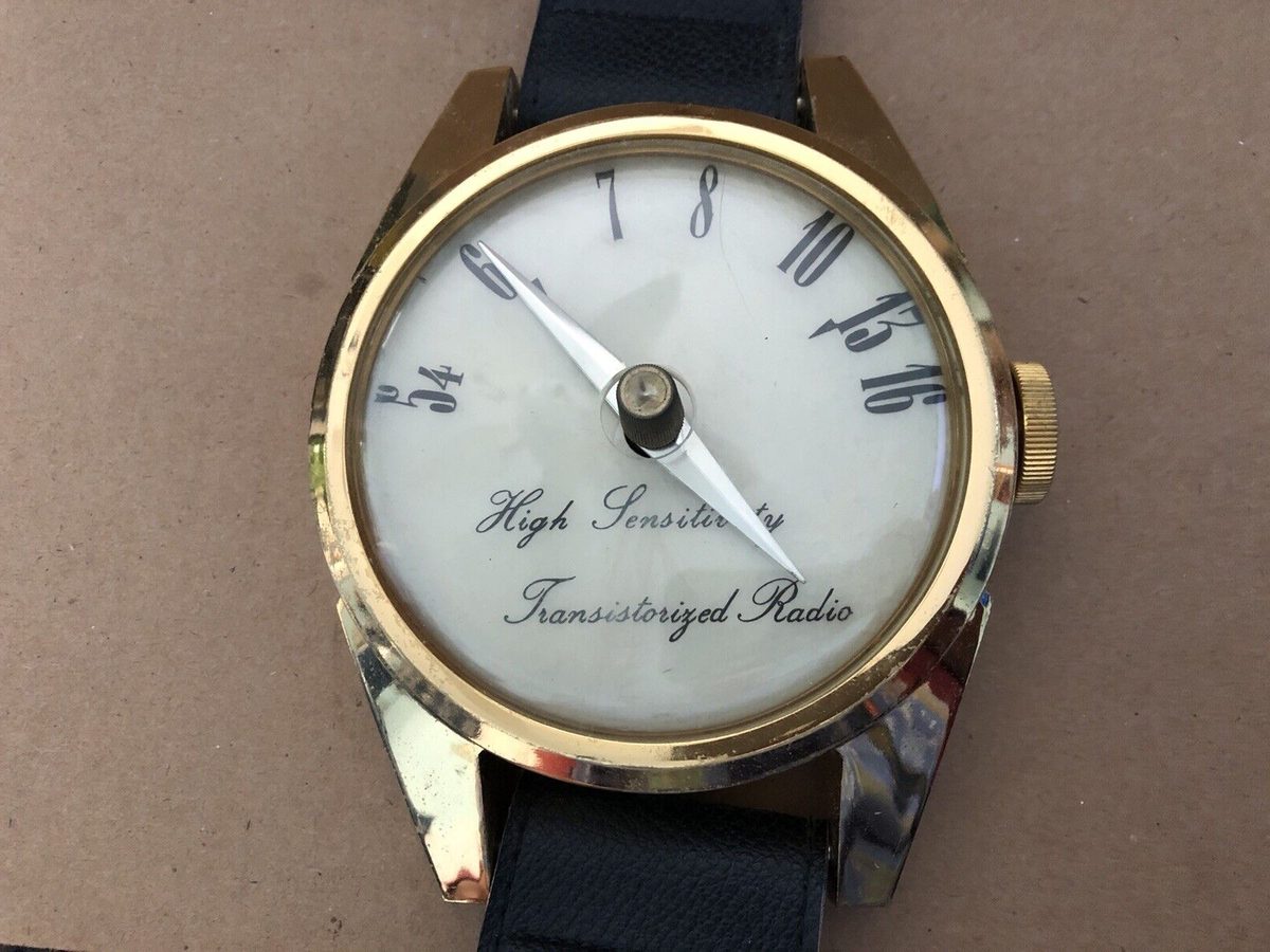 Vintage WRIST WATCH Giant Wall Radio Japan HIGH SENSITIVITY Vintage WRIST WATCH Giant Wall Radio Japan HIGH SENSITIVITY