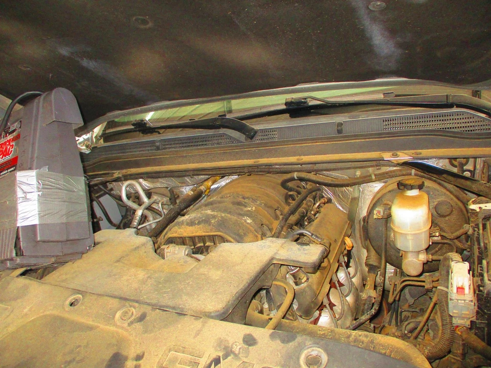 Used Front Right Door Interior Trim Panel fits: 2015 Gmc Yukon xl 1500 Grade A - Image 4 of 4