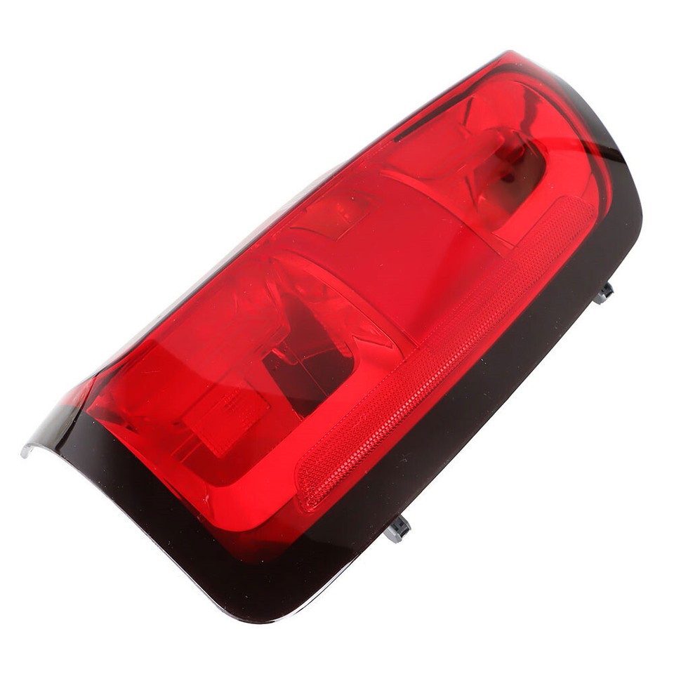 Rear LED Tail Light Brake light For 20152021 Chevrolet Colorado Left