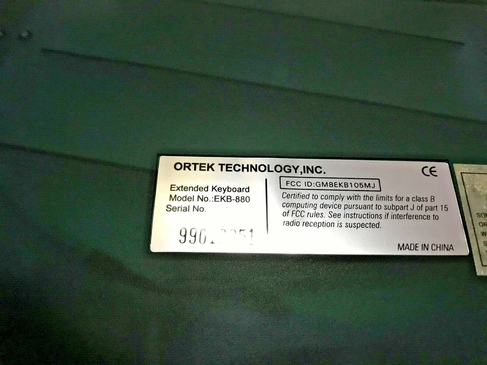 NEW CHIC ORTEK TECHNOLOGY ERGONOMIC USB EURO KEYBOARD EKB-880 GM8EKB104M DS-RM0 - Image 3 of 4