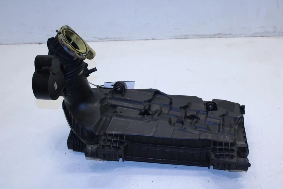 Carcasa limpiadora de admisión de aire del motor Mercedes-Benz ML350 12-15 con tubo de conducto *ReaD* Foto 4 de 4