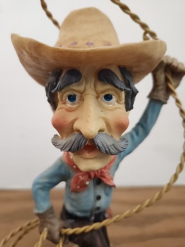 Vintage 8" American Cowboy Rootin Tootin Ropin Western Cowboys A1 - Picture 5 of 5