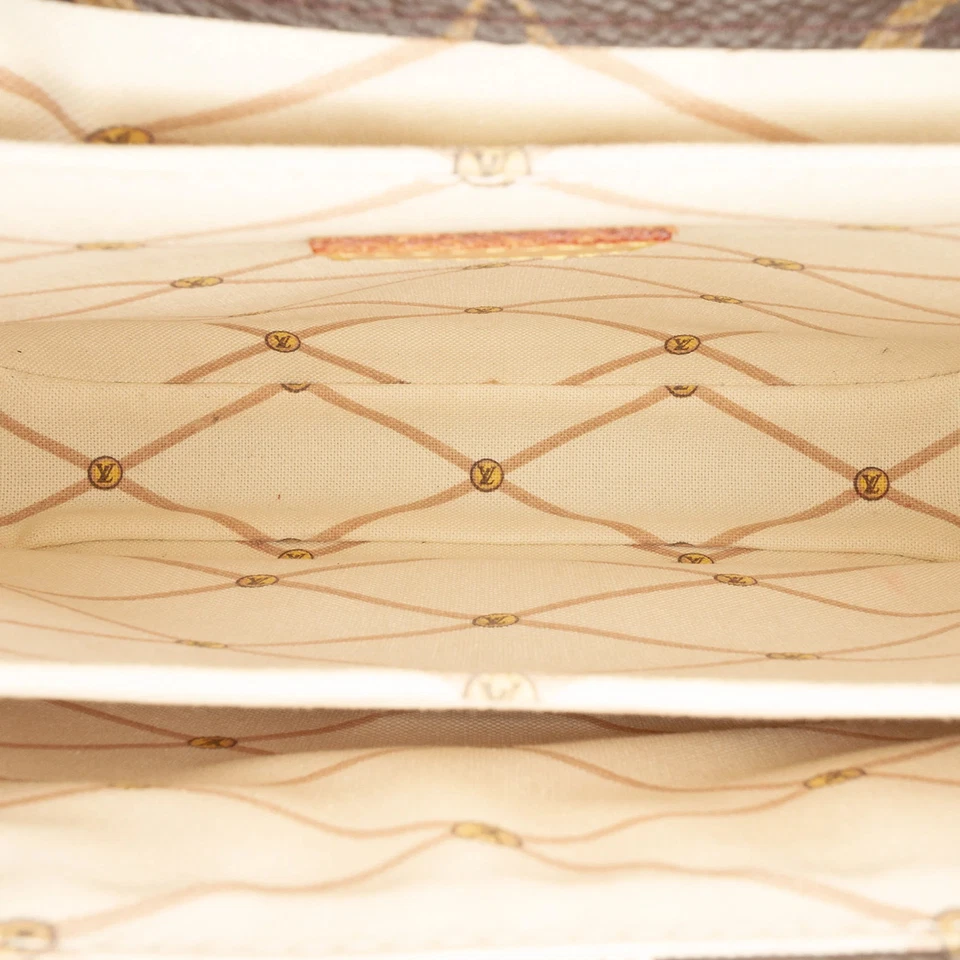 Louis Vuitton Pochette Metis, photo 4 sur 5