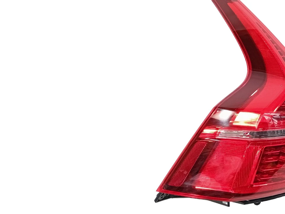VOLVO XC60 MK2 2018- 2024 OE REAR LEFT PASSENGER SIDE OUTER TAIL LIGHT 32228914 - Image 4 of 4
