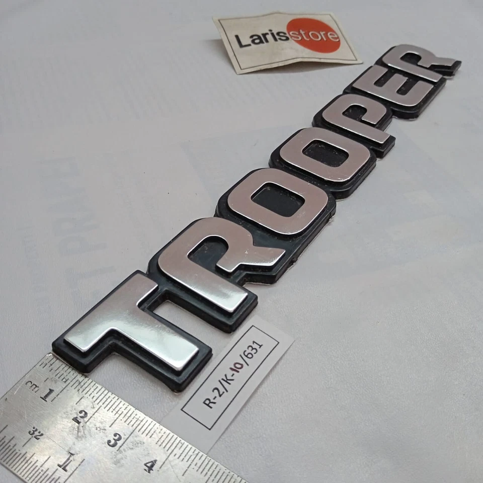 Isuzu Trooper 1986 1987 1988 1989 1990 1991 Trooper Emblema Insignia Logo Par NUEVO Foto 4 de 4