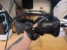 HTC Vive Deluxe VR System with Cords