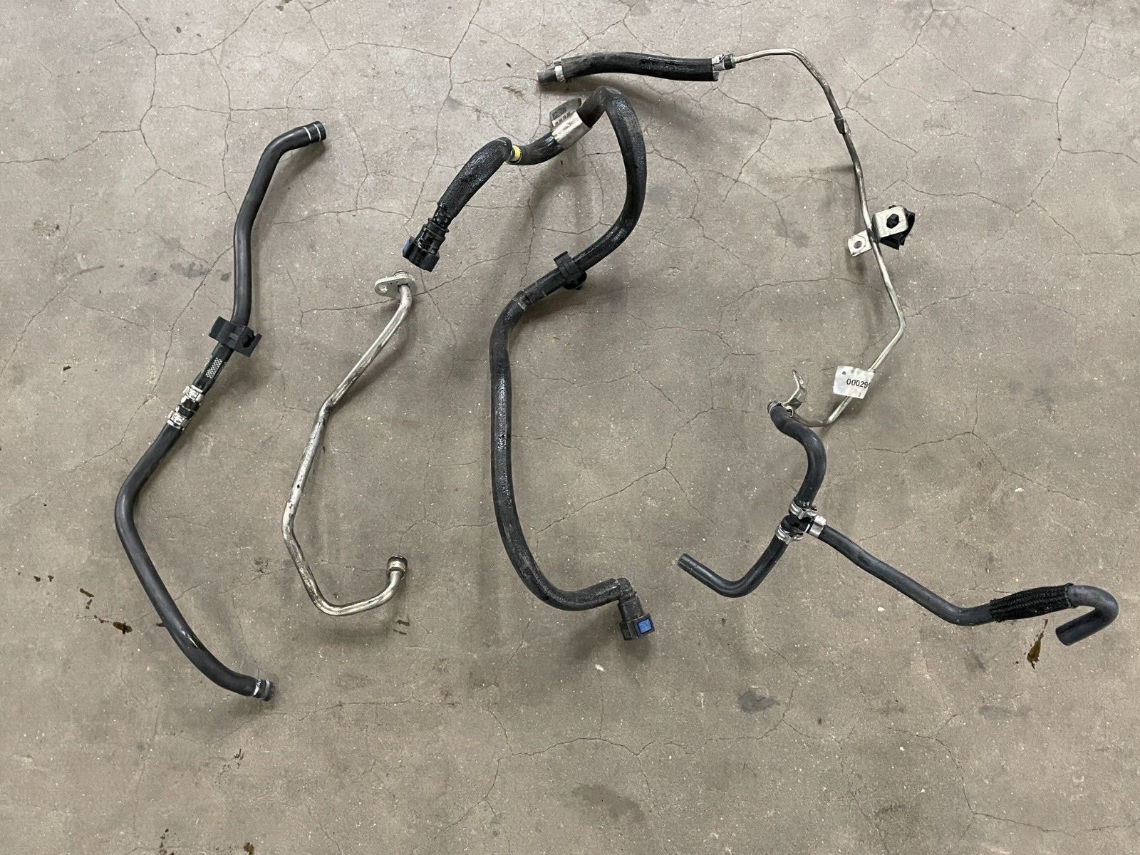 14-17 Maserati Ghibli 3.0L A/C Coolant Oil Cooling Line Hose Pipe Set 1376 OEM