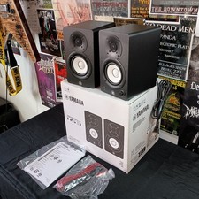 Yamaha HS3 3.5" Black Powered Studio Monitors Pair