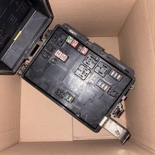 2009 2010 DODGE CHALLENGER CHARGER CHRYSLER 300 ENGINE FUSEBOX TIPM POWER MODULE