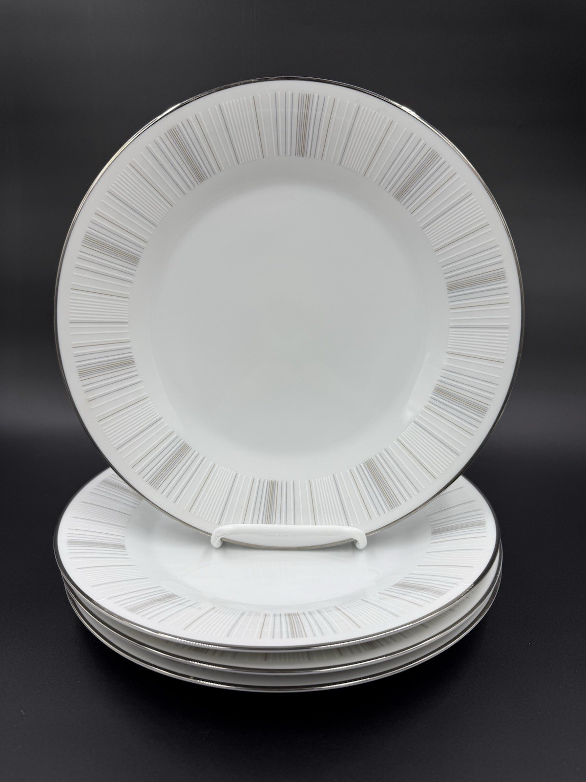 Noritake Japan China Isabella 6531 /201511 Lines 10-1/2