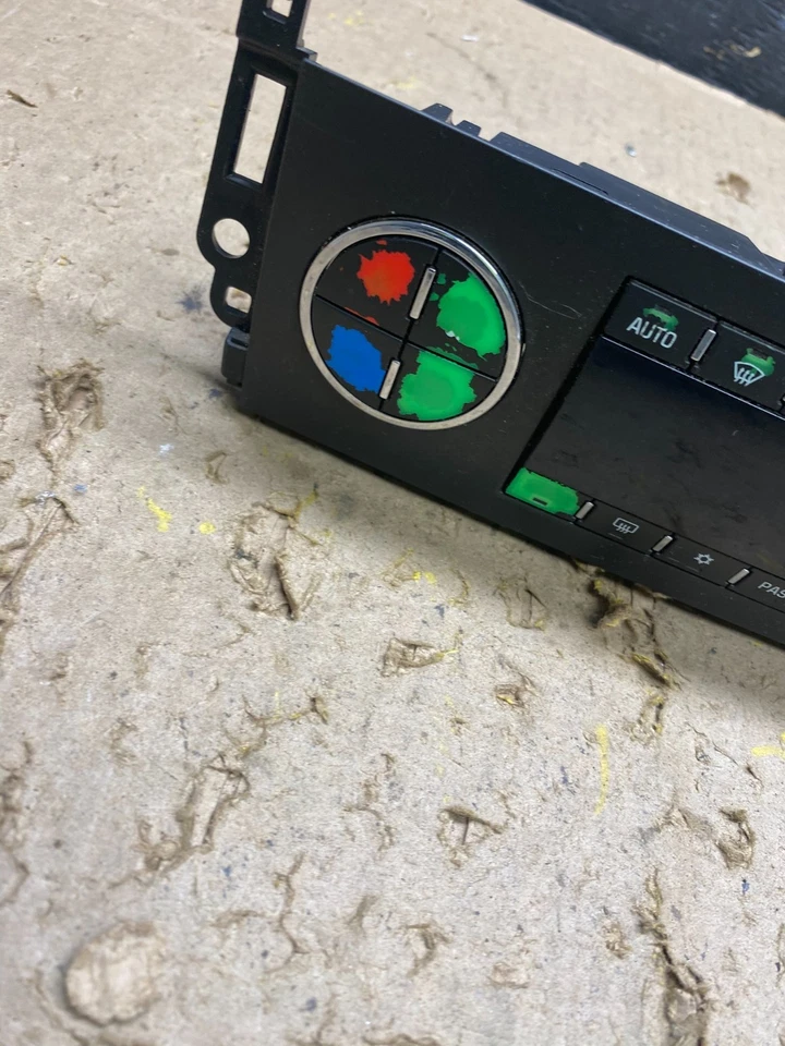 GMC Yukon Tahoe 2007-2011 control automático de temperatura climática U5842 DG Foto 2 de 4