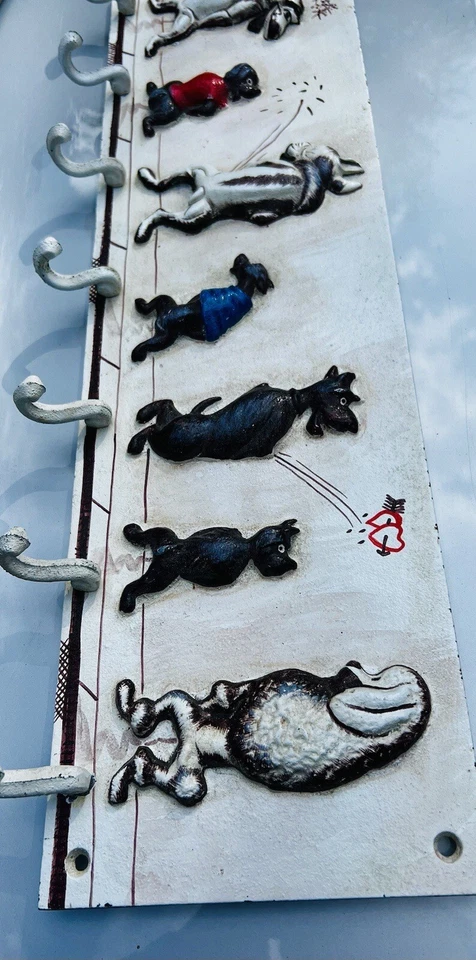 Boris O’Klein Style Dirty Dogs Cast Iron Hall Peg Hanger - Image 4 of 4