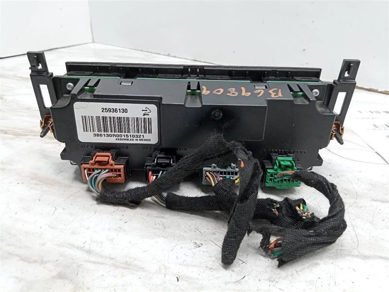 Used A/C Selector Switch fits: 2010 Chevrolet Suburban 1500 rear console mounted - Image 3 of 4