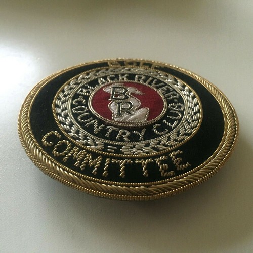 Vintage BLACK RIVER COUNTRY CLUB Golf Committee BADGE Pin CREST Port Huron MI - Picture 2 of 4