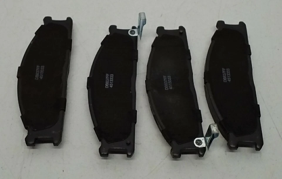 Pastillas de freno de disco de cerámica GNAD333 Carquest - Rendimiento de frenado avanzado Foto 2 de 4