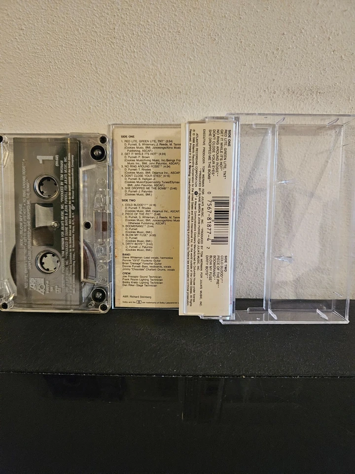 KIX Blow My Fuse 1988 CASSETTE TAPE GLAM/HAIR METAL "DON'T CLOSE YOUR EYES'" - Image 2 of 4