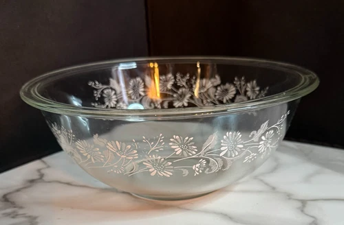 Pyrex Colonial Mist Clear Mixing Bowl w/ White Flowers 9.75" Diameter