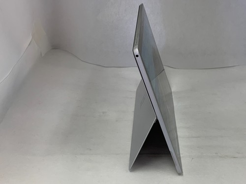Microsoft Surface Pro 1796 12.3" Tablet Intel i7-7660U 2.5GHz 8GB 256GB W10P - Picture 3 of 7