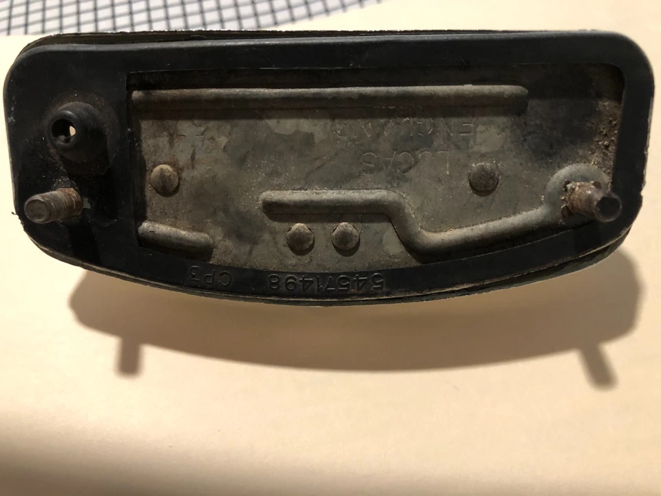 Lámpara de luz de matrícula vintage Triumph TR3A Lucas lente de vidrio nublado Foto 3 de 4