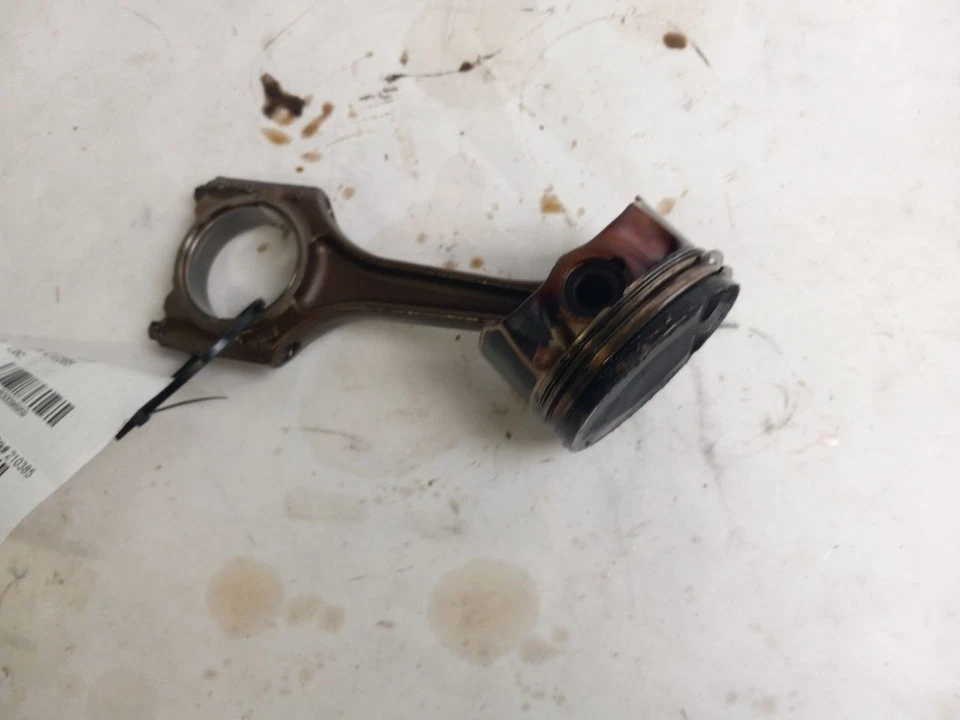 PISTÓN para VOLKSWAGEN CC 2009 OEM Foto 4 de 4