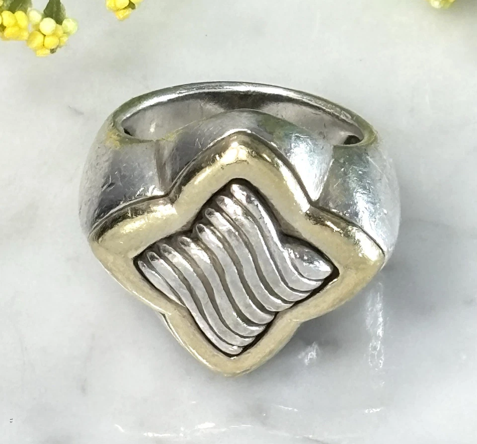 Anillo De Colección David Yurman Cuadrifolio Plata Esterlina 18k YG Acanalado Cúpula Banda Talla 6 Foto 2 de 4
