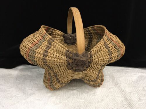 Xtra Lg. Vintage HandMade Buttocks Basket 18” X 15”, Beautifully Woven & Details - Zdjęcie 1 z 4